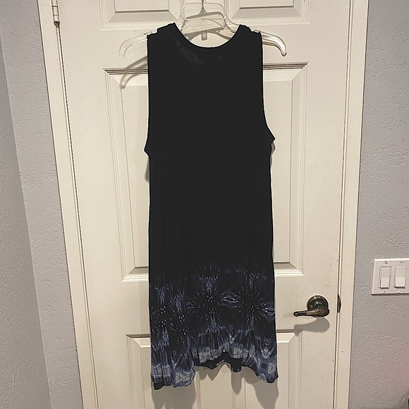 Black and Blue Tank Dress - Picture 3 of 4